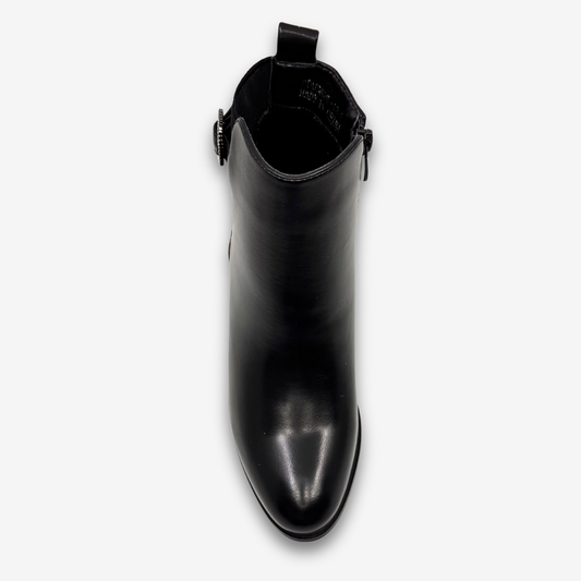 ريو بوت نسائي بكعب مربع منخفض