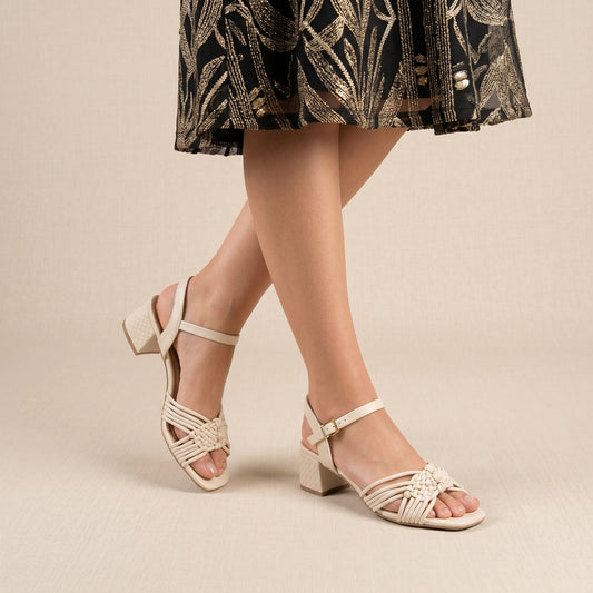 صندل نسائي بكعب منخفض COMFORT FLEX