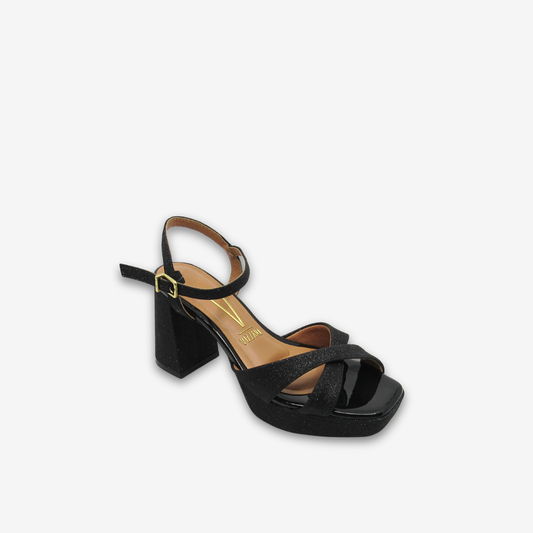 صندل نسائي بكعب متوسط من فيزانو