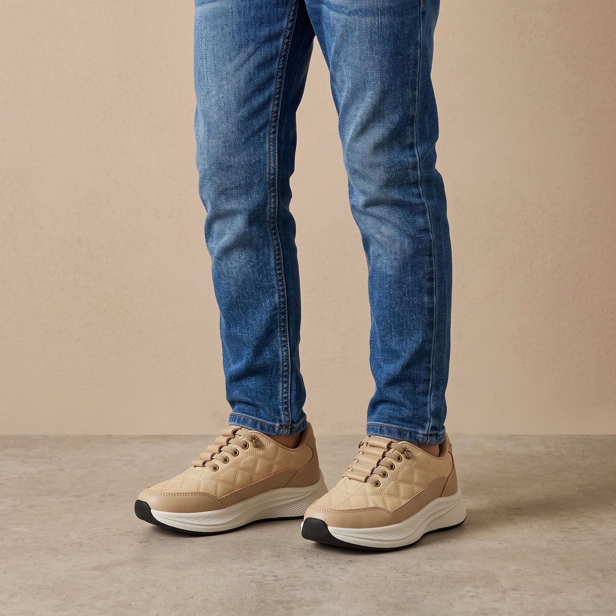 COMFORTO BOY SNEAKERS