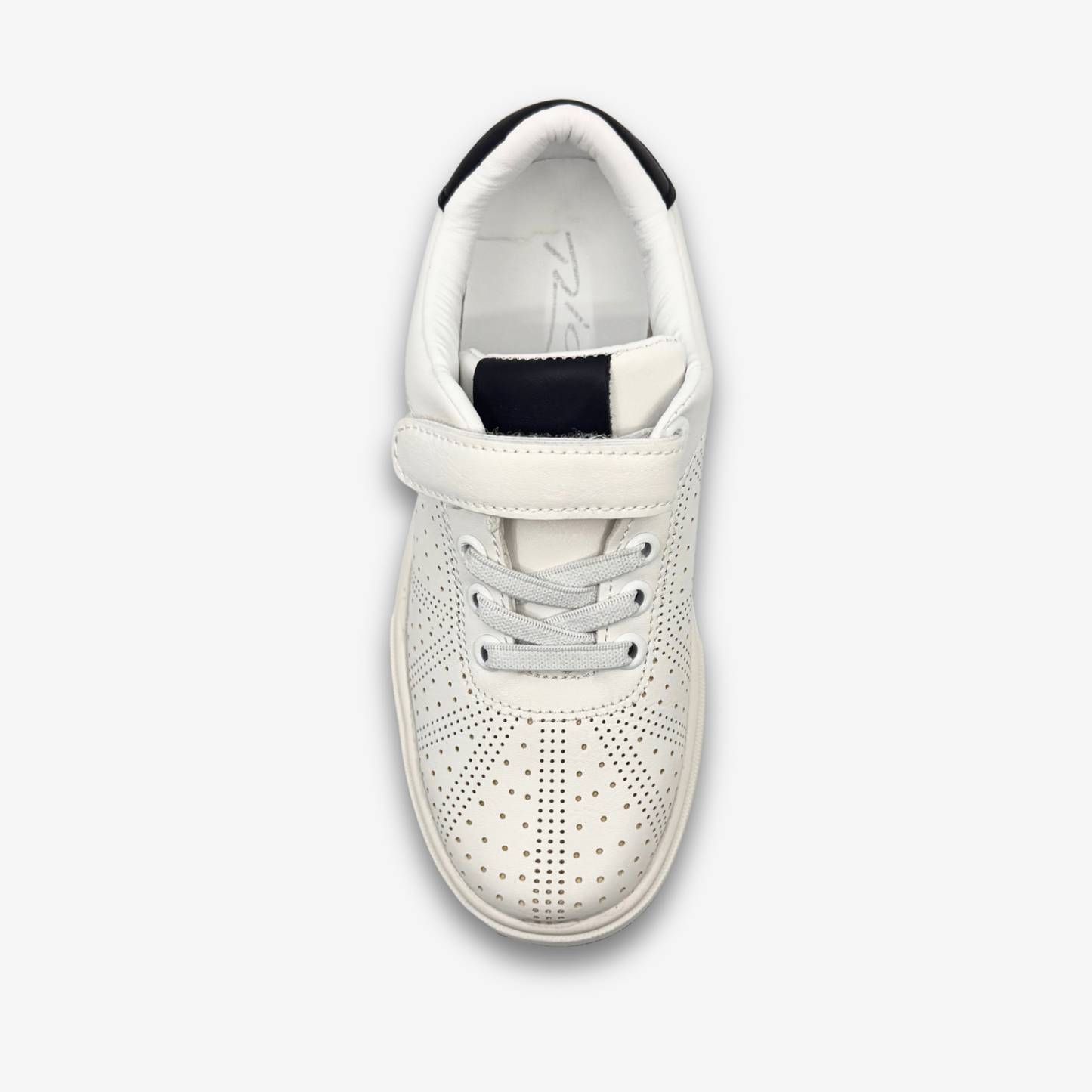 حذاء رياضي للأولاد من ريو