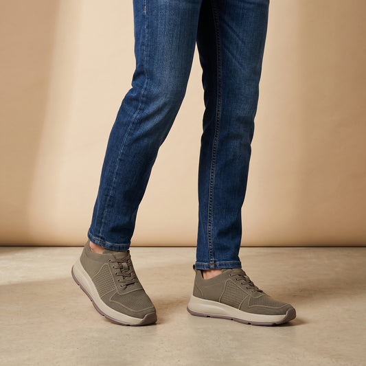 أحذية رياضية رجالية كمفورتو