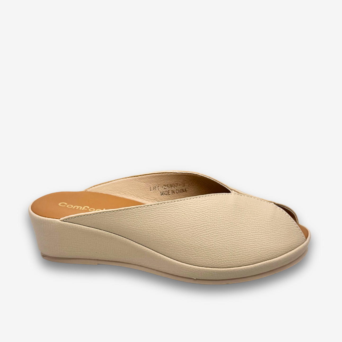 كومفورتو للسيدات، حذاء ذو نعل سميك