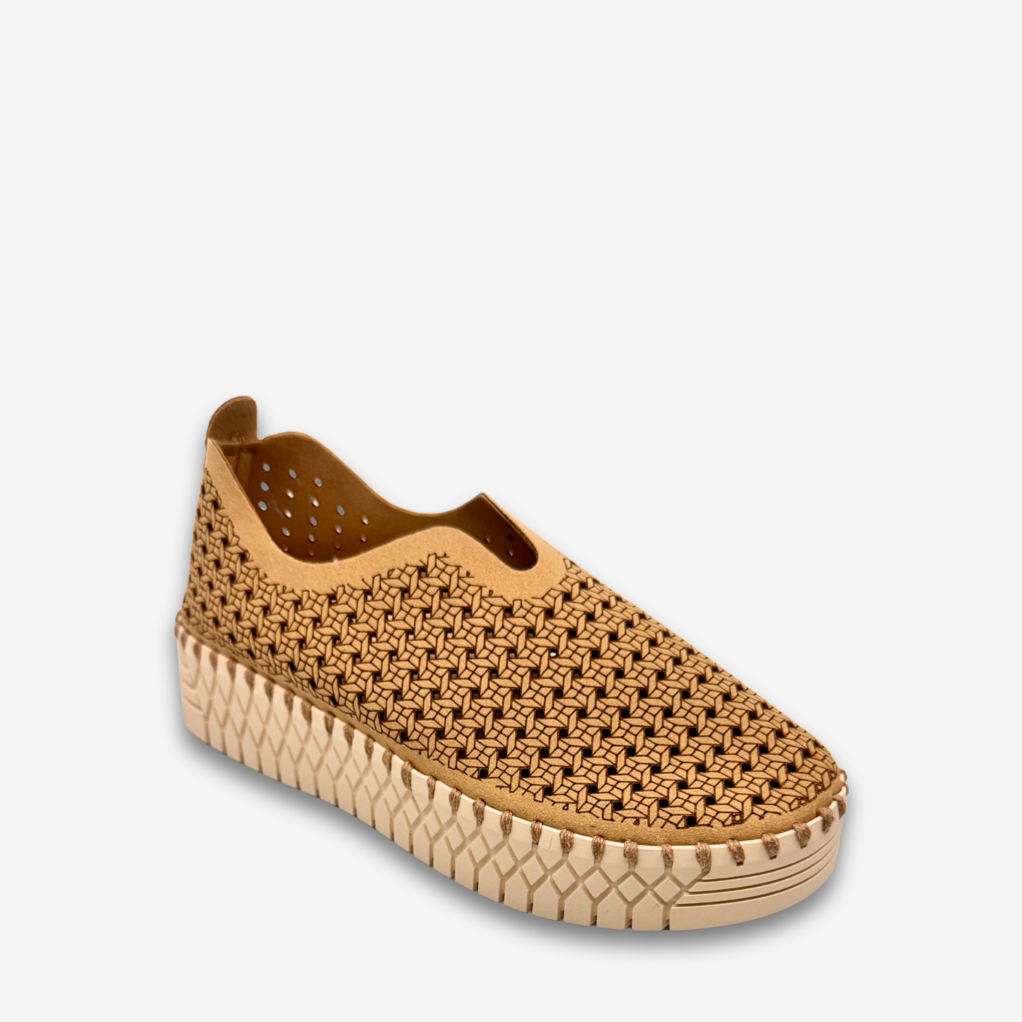 حذاء رياضي مسطح للنساء من كومفورتو