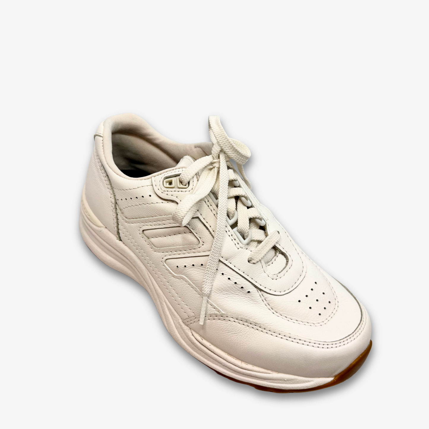 أحذية جلدية رجالية من ساس