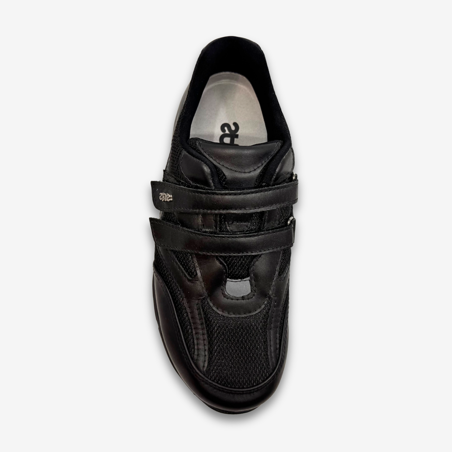 حذاء رياضي جلدي نسائي من SAS