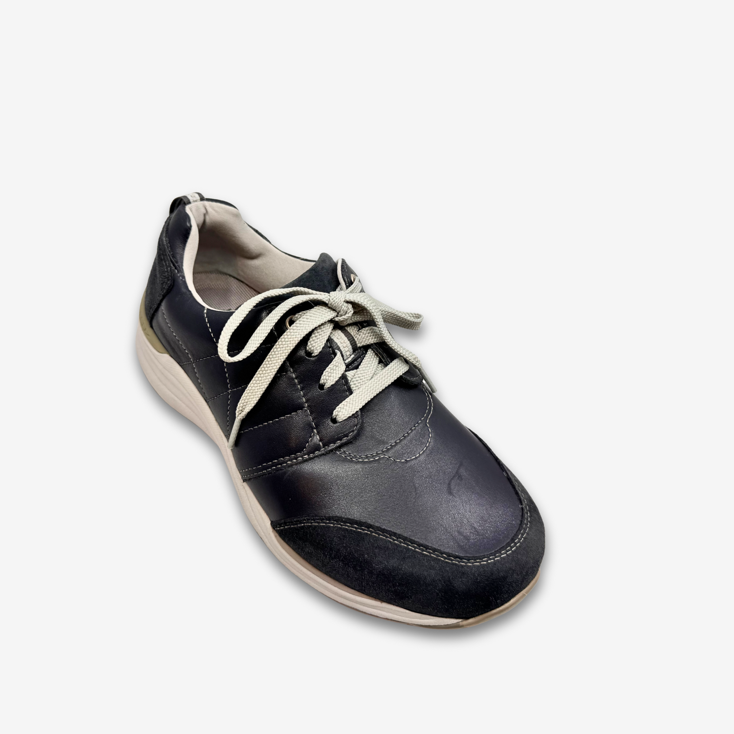 أحذية جلدية رجالية من ساس