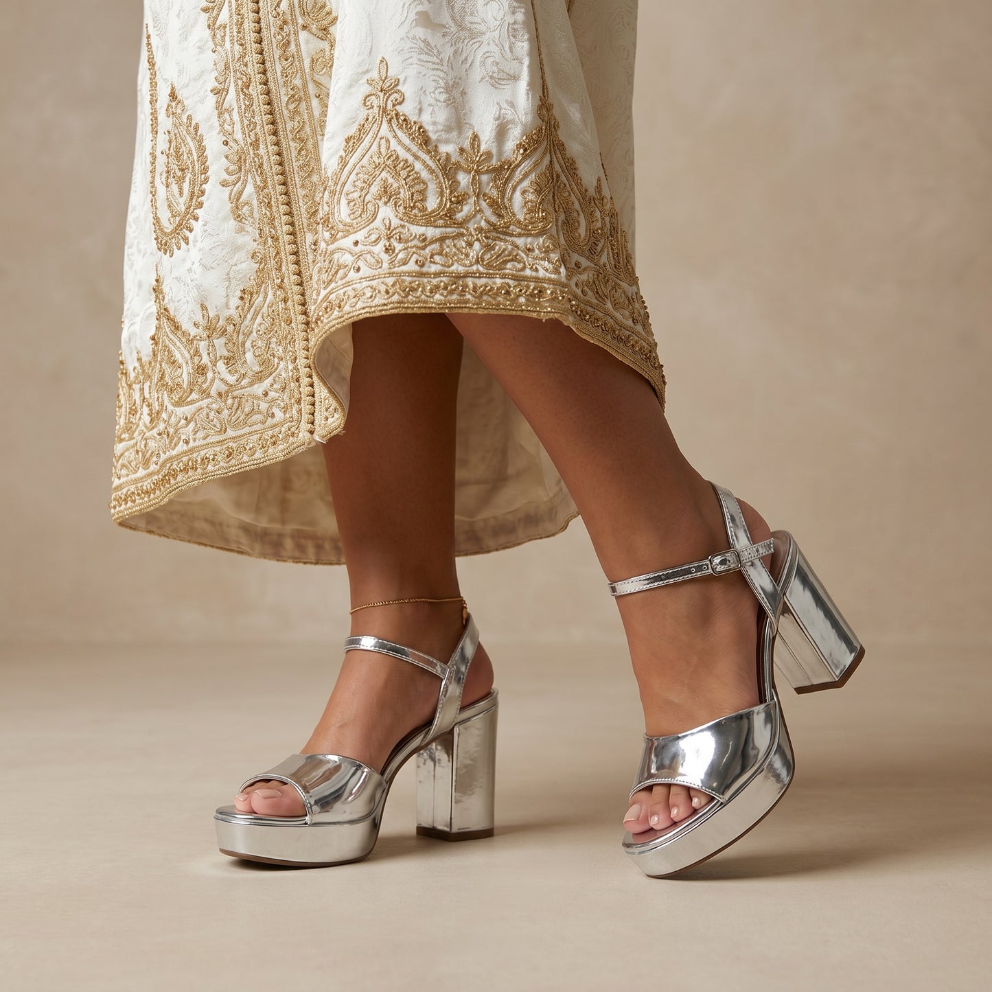 VIAMARTE WOMEN HIGH HEEL SANDAL