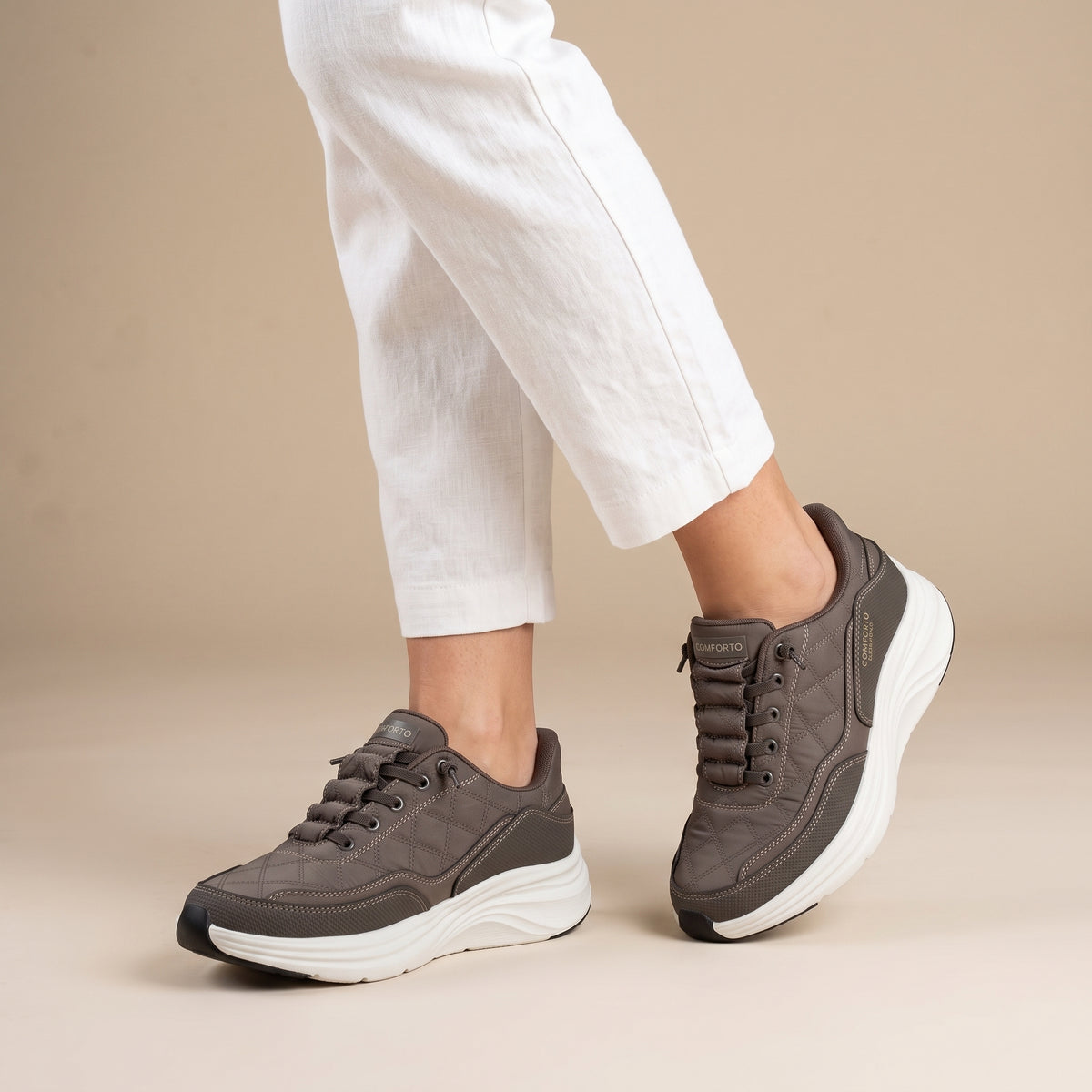 COMFORTO WOMEN SNEAKERS
