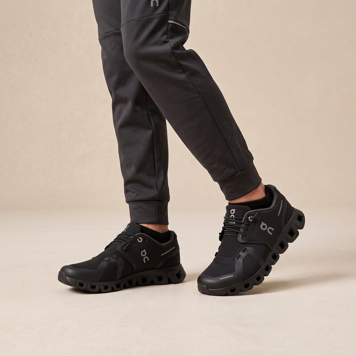 COMFORTO BOY SNEAKERS