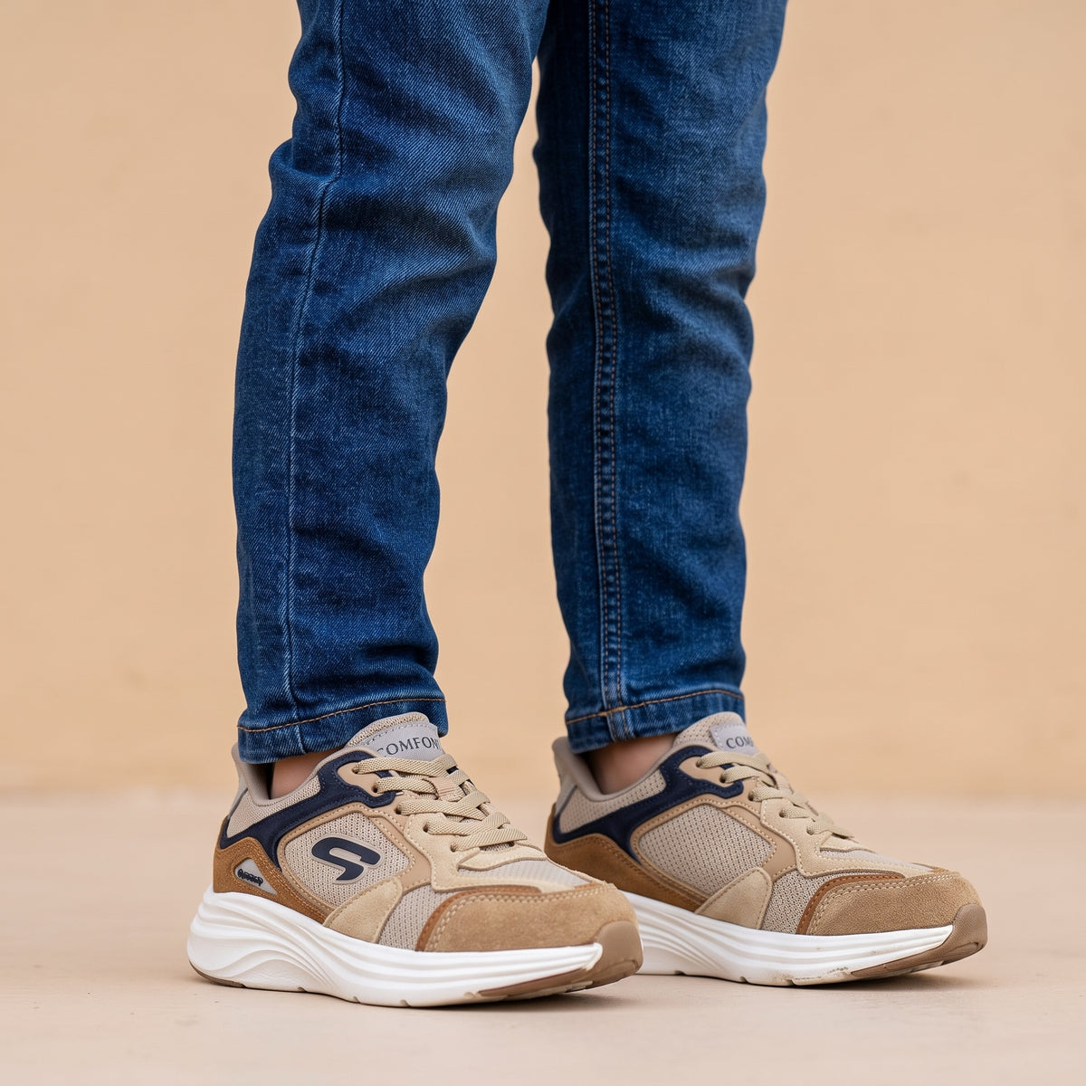 COMFORTO BOY SNEAKERS