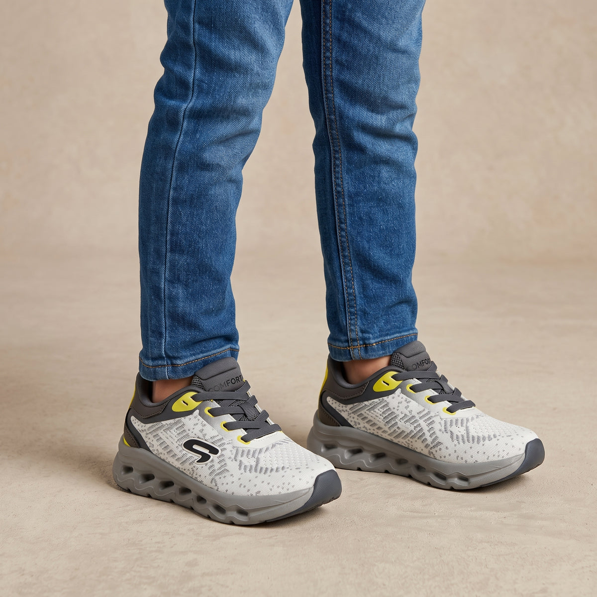 COMFORTO BOY SNEAKERS